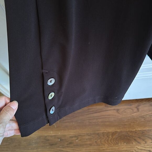 Chico’s black pull on full leg cropped polyester/spandex pants - Picture 4 of 8